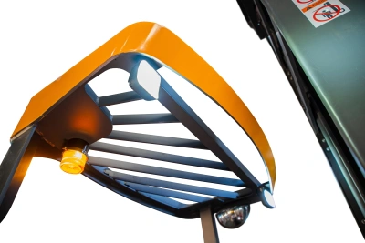 Ричтрак электрический с кабиной TOR 2,0 т 12,0 м CQD20-D Li-ion с камерой и быстрым подъемом купить в Москве с доставкой по всей России | ProtosMarket.ru