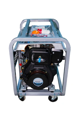 Генератор дизельный 5,0 кВт 380В/1,6 кВт 220В 15 л с электростартером TOR KM5000D по ценам производителя в Краснодаре с доставкой по всей России