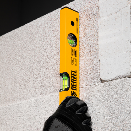 Уровень алюминиевый, 400 мм, фрезерованный, 3 глазка Denzel по ценам производителя в Краснодаре с доставкой по всей России