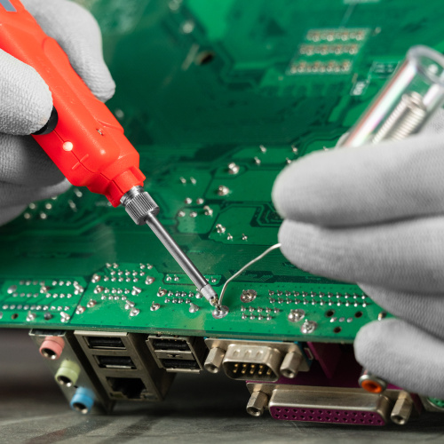 Паяльник беспроводной 4.5 В, 8 Вт, 350°С, припой 10 г, работа от элементов питания 3хАА Matrix по ценам производителя в Краснодаре с доставкой по всей России