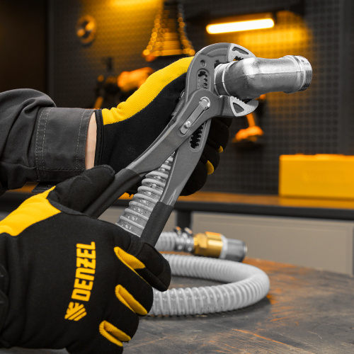 Клещи переставные, кнопочный механизм, обливные рукоятки, 300 мм Denzel по ценам производителя в Краснодаре с доставкой по всей России