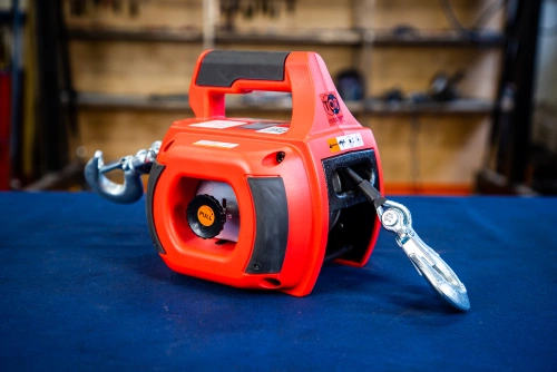 Лебедка под шуруповерт переносная TOR SQ-500 225 кг 12 м по ценам производителя в Краснодаре с доставкой по всей России