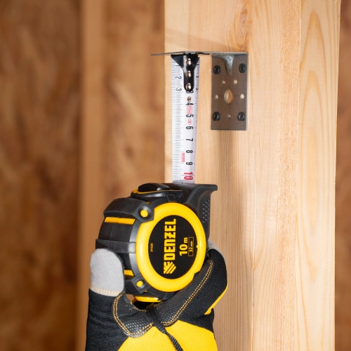 Рулетка 10м х 32мм, автоматич. фиксац., нейлон. покрытие, магнит. зацеп, двухстор. разметка Denzel по ценам производителя в Краснодаре с доставкой по всей России