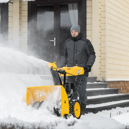 Бензиновая снегоуборочная машина SBM 610S PRO, 212 cc, электростартер, фара, обогрев Denzel по ценам производителя в Краснодаре с доставкой по всей России