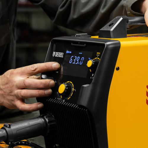 Аппарат инвертор. полуавтомат. cварки IMIG-205SDR, 200 А, ПВ 60%, катушка 5 кг Denzel по ценам производителя в Краснодаре с доставкой по всей России