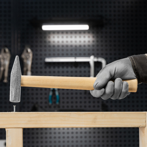 Молоток слесарный, 400 г, квадратный боек, деревянная рукоятка по ценам производителя в Краснодаре с доставкой по всей России