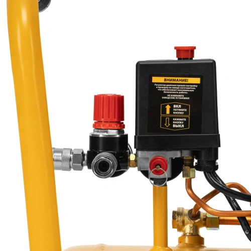 Компрессор воздушный, прямой привод DC1500/50, 1.5 кВт, 50 литров, 220 л/мин Denzel по ценам производителя в Краснодаре с доставкой по всей России