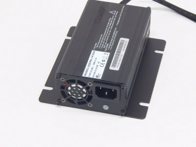 Зарядное устройство для тележек EHLS1000N\1500N 12V/8A (Charger) по ценам производителя в Краснодаре с доставкой по всей России