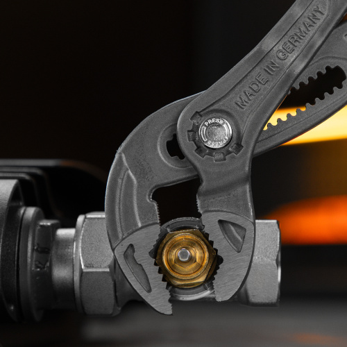 Клещи переставные, кнопочный механизм, обливные рукоятки, 300 мм Denzel по ценам производителя в Краснодаре с доставкой по всей России