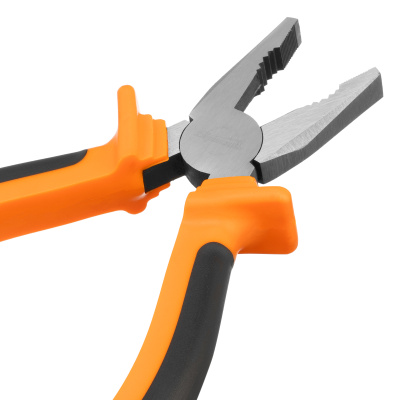 Плоскогубцы комбинированные Comfort, 180 мм, шлифованные, двухкомпонентные рукоятки Sparta по ценам производителя в Краснодаре с доставкой по всей России