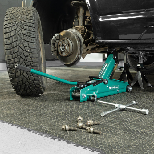 Домкрат гидравлический подкатной, 3 т, 135-400 мм Сибртех по ценам производителя в Краснодаре с доставкой по всей России