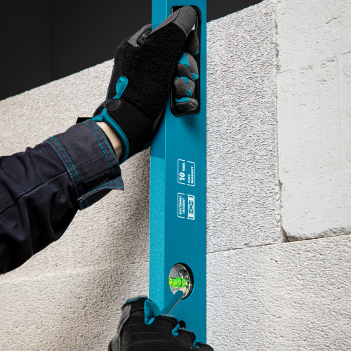 Уровень алюминиевый, 1800 мм, усиленный с ударопрочными заглушками, рукоятки, 3 глазка Gross по ценам производителя в Краснодаре с доставкой по всей России