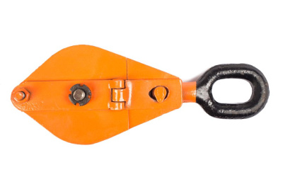 Блок монтажный однорольный с  ушком TOR 0,5 т с откидной щекой по ценам производителя в Краснодаре с доставкой по всей России