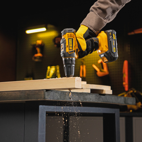 Дрель-шуруповерт аккумуляторная CDL-18-0, Li-Ion, 18 В Denzel по ценам производителя в Краснодаре с доставкой по всей России