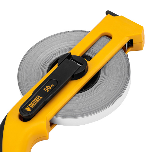 Рулетка геодезическая 50 м х 13 мм, открытый корпус, металлическая лента Denzel по ценам производителя в Краснодаре с доставкой по всей России