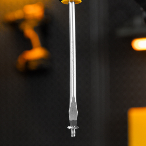 Отвертка, SL8x150 мм, S2, 3к рукоятка Denzel по ценам производителя в Краснодаре с доставкой по всей России