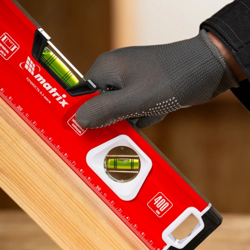 Уровень алюминиевый, магнит, фрезерованный, 3 глазка (1 зеркальный) 400 мм Matrix по ценам производителя в Краснодаре с доставкой по всей России