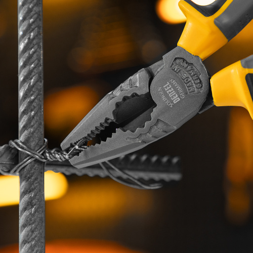 Плоскогубцы комбинированные 205 мм, трехкомпонентные рукоятки Denzel по ценам производителя в Краснодаре с доставкой по всей России