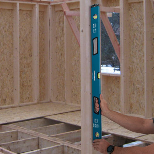 Уровень алюминиевый, 1000 мм, усиленный с ударопрочными заглушками, рукоятки, 3 глазка Gross по ценам производителя в Краснодаре с доставкой по всей России