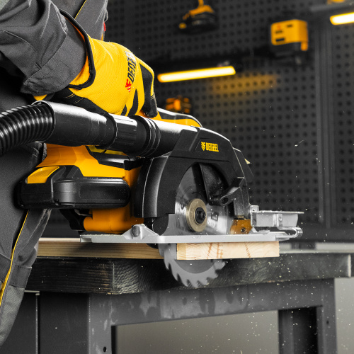 Пылесос строительный RVC30, 1400 Вт, бак 30 л, шланг 3 м, розетка с автосинхр. Denzel по ценам производителя в Краснодаре с доставкой по всей России