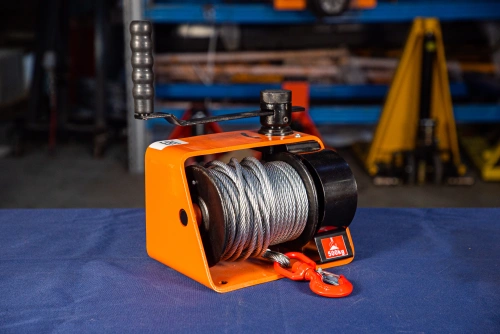 Лебедка ручная червячная TOR ЛРЧ 500 (VS) 0,5 т 25 м по ценам производителя в Краснодаре с доставкой по всей России