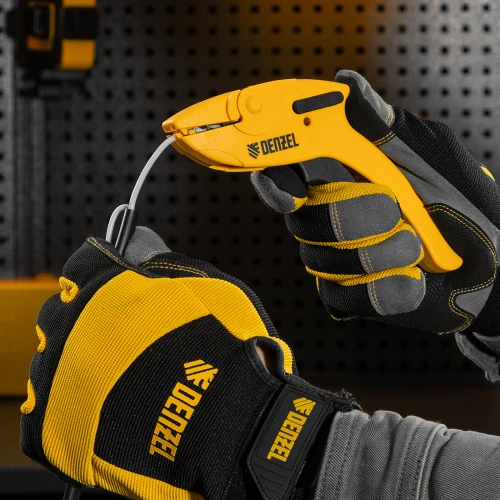 Щипцы для зачистки электропроводов, сечением 0,2-6 мм2, функция обрезания проводов Denzel по ценам производителя в Краснодаре с доставкой по всей России