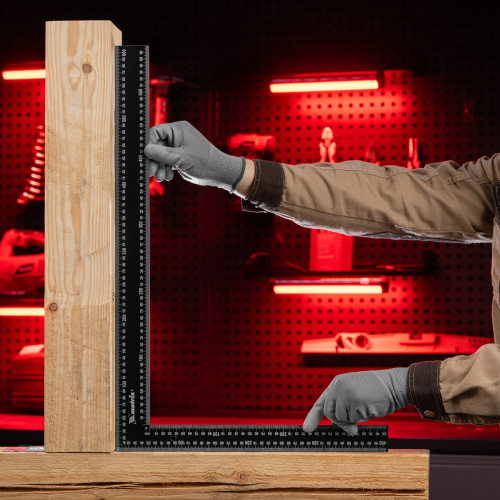 Угольник, 400 х 600 мм, цельнометаллический Matrix по ценам производителя в Краснодаре с доставкой по всей России