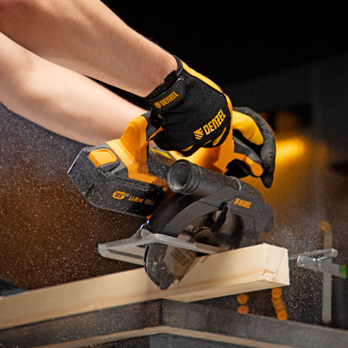 Пила циркулярная аккумуляторная бесщет. CCS-165, 18В Li-Ion Denzel по ценам производителя в Краснодаре с доставкой по всей России