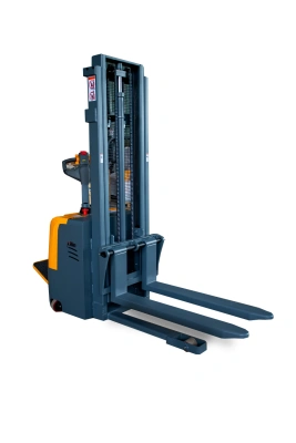 Штабелер самоходный 1,5 т 1,6 м XILIN CDD15K-EN 24/105 В/Ач с раздвижными вилами (с платформой) по ценам производителя в Краснодаре с доставкой по всей России