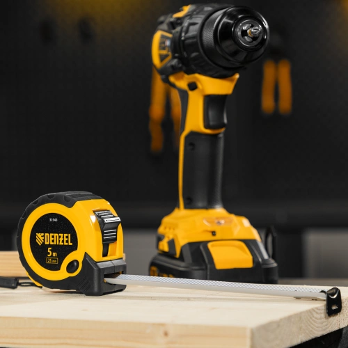 Рулетка 5м х 25мм, двухкомп. корпус, кнопка-пауза Denzel по ценам производителя в Краснодаре с доставкой по всей России