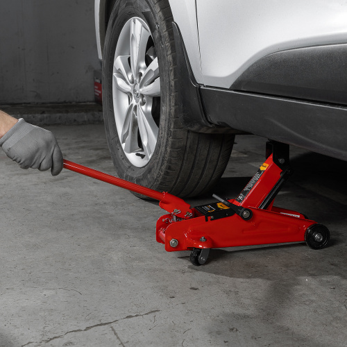 Домкрат гидравлический подкатной, 2 т, h подъема 125-300 мм, в пластиковом кейсе Sparta по ценам производителя в Краснодаре с доставкой по всей России