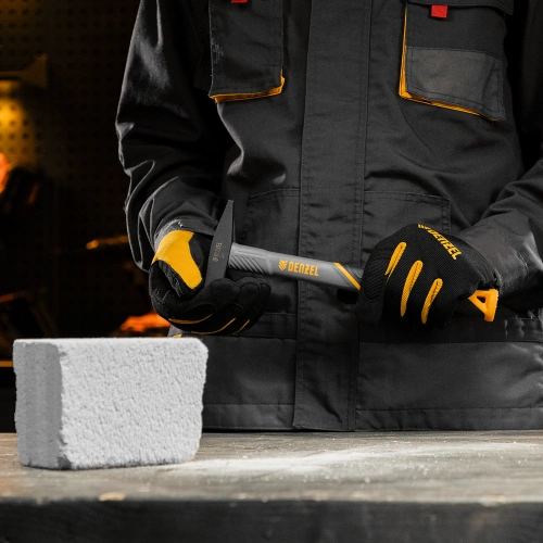 Молоток слесарный, 200 г, кованый, фибергласовая рукоятка c TPR покрытием Denzel по ценам производителя в Краснодаре с доставкой по всей России