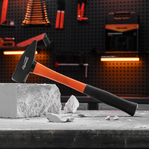 Молоток слесарный, 1500 г, фибергласовая обрезиненная рукоятка Sparta по ценам производителя в Краснодаре с доставкой по всей России