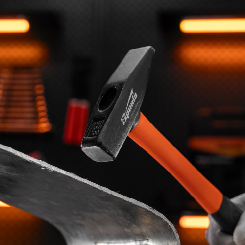 Молоток слесарный, 500 г, фибергласовая обрезиненная рукоятка Sparta по ценам производителя в Краснодаре с доставкой по всей России