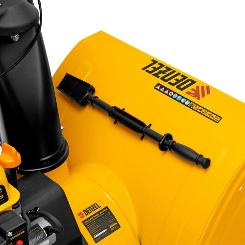 Бензиновая снегоуборочная машина SBM 610S PRO, 212 cc, электростартер, фара, обогрев Denzel по ценам производителя в Краснодаре с доставкой по всей России