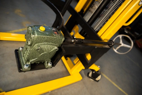 Штабелер-бочкокантователь гидравлический 0,5 т 2 м TOR WDS500-2000 по ценам производителя в Краснодаре с доставкой по всей России