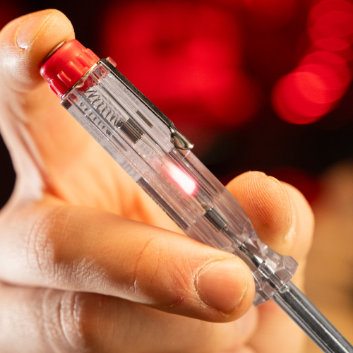 Набор диэлектрических отверток 7 шт, до 1000 В, пробник электрический до 250 В, двухкомпонентные рукоятки Matrix Professional по ценам производителя в Краснодаре с доставкой по всей России