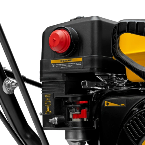 Бензиновая снегоуборочная машина SB 560 LP, 212 cc, электростартер, фара Denzel по ценам производителя в Краснодаре с доставкой по всей России