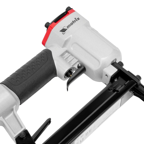 Степлер пневматический для прямоугольных скоб от 10 до 22 мм Matrix по ценам производителя в Краснодаре с доставкой по всей России
