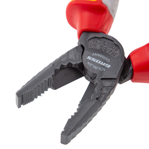 Плоскогубцы комбинированные, диэлектрические трехкомпонентные рукоятки до 1000 В, 180 мм Gross по ценам производителя в Краснодаре с доставкой по всей России