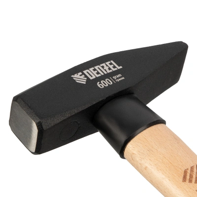 Молоток слесарный, 600 г, кованый квадратный боек, буковая рукоятка Denzel по ценам производителя в Краснодаре с доставкой по всей России