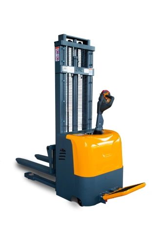 Штабелер самоходный 1,5 т 3,0 м XILIN CDD15K-EN 24/105 В/Ач с раздвижными вилами (с платформой) по ценам производителя в Краснодаре с доставкой по всей России