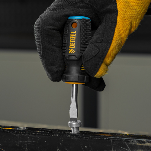 Отвертка SL6x38 мм, CrV, трехкомпонентная рукоятка Denzel по ценам производителя в Краснодаре с доставкой по всей России