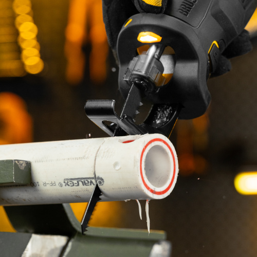 Пила сабельная аккумуляторная бесщет. RS-250, Li-Ion, 20 В Denzel по ценам производителя в Краснодаре с доставкой по всей России