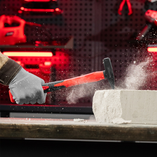 Молоток слесарный optimal, 300 г, фибергласовая обрезиненная рукоятка, квадратный боек Matrix по ценам производителя в Краснодаре с доставкой по всей России