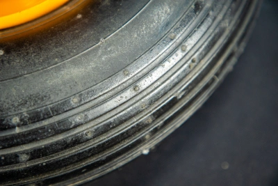 Колесо пневматическое резиновое 330 мм 13x4.00-6 по ценам производителя в Краснодаре с доставкой по всей России