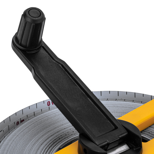 Рулетка геодезическая 50 м х 13 мм, открытый корпус, металлическая лента Denzel по ценам производителя в Краснодаре с доставкой по всей России