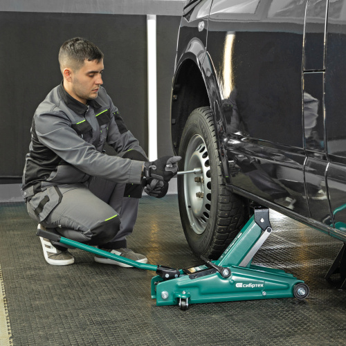 Домкрат гидравлический подкатной, 3 т, 135-400 мм Сибртех по ценам производителя в Краснодаре с доставкой по всей России