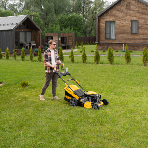 Газонокосилка бензиновая GLD-460SP, 146 куб.см, ширина 46 см, привод 7 уровней, травосборник 50 л Denzel по ценам производителя в Краснодаре с доставкой по всей России