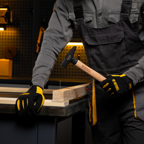 Молоток слесарный, 400 г, кованый квадратный боек, буковая рукоятка Denzel по ценам производителя в Краснодаре с доставкой по всей России